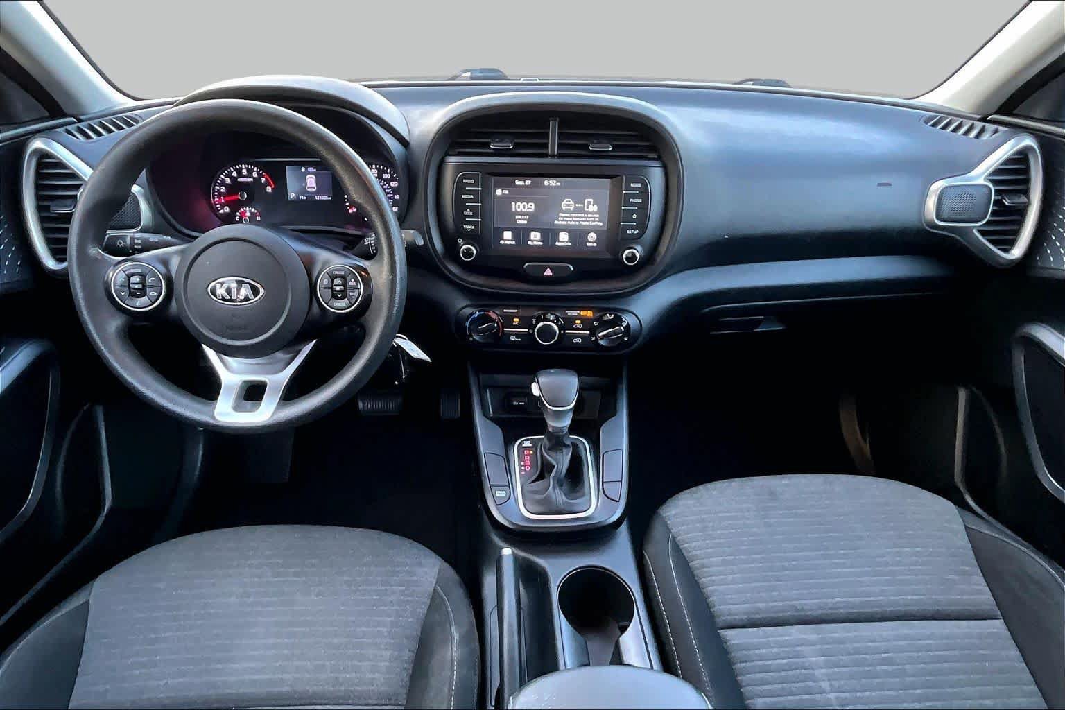 Used 2021 Kia Soul S FWD image 16