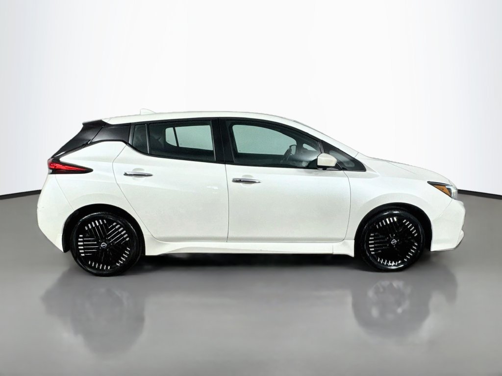 Used 2023 Nissan Leaf SV Plus FWD image 9