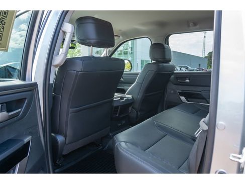 Used 2023 Toyota Tundra Limited AWD/4WD image 13