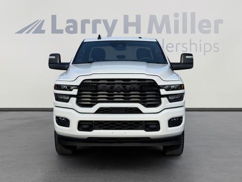 Used 2025 RAM 3500 Big Horn AWD/4WD image 4
