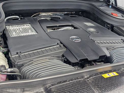 New 2026 Mercedes-Benz GLS 580 4MATIC image 15
