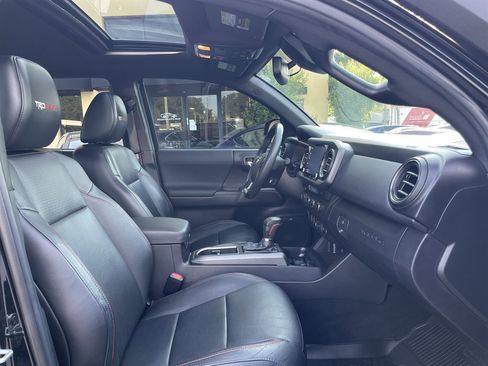 Used 2021 Toyota Tacoma TRD Pro AWD/4WD image 23