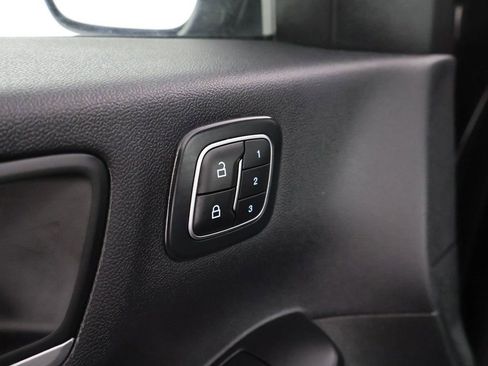 Used 2025 Ford Escape Platinum image 37