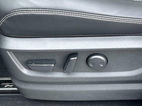 New 2026 INFINITI QX80 Pure image 17