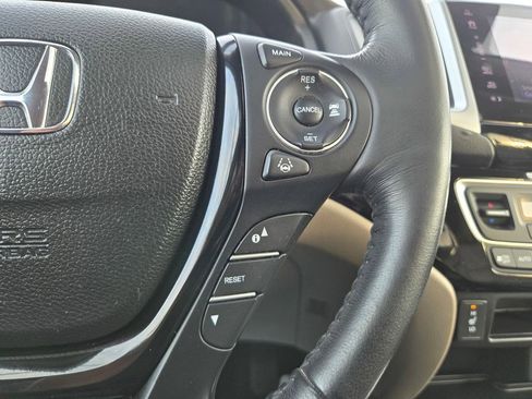 Used 2019 Honda Ridgeline RTL-E image 22