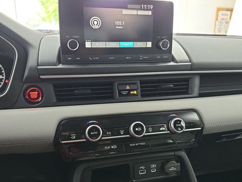 Used 2023 Honda Pilot LX image 20