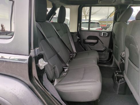 Used 2020 Jeep Wrangler Unlimited Sport S image 31