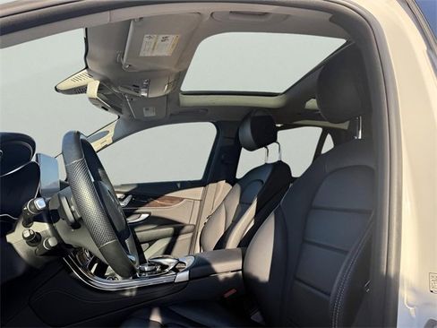 Used 2017 Mercedes-Benz GLC 300 4MATIC image 15