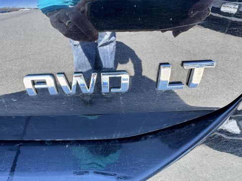 Used 2023 Chevrolet Equinox LT image 32