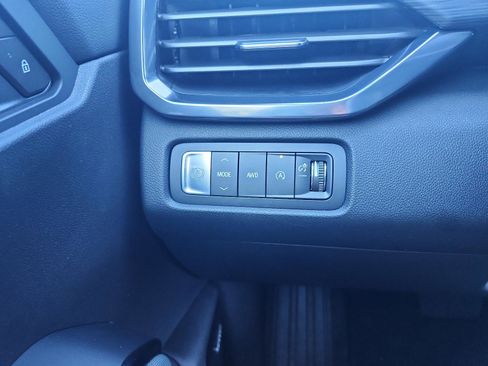 New 2026 GMC Acadia AT4 w/ Super Cruise Package image 18