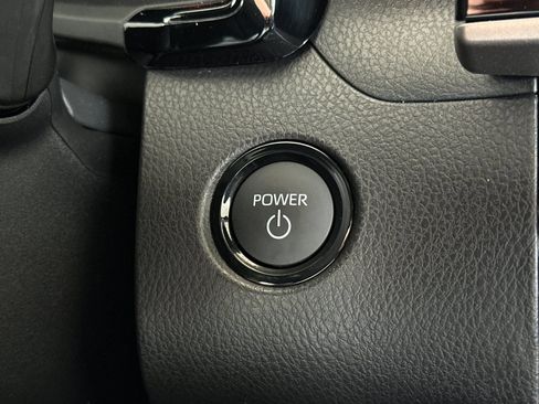 New 2026 Toyota Camry SE image 19