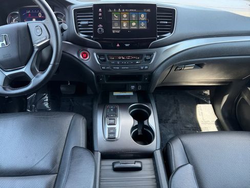 Used 2023 Honda Passport EX-L image 16