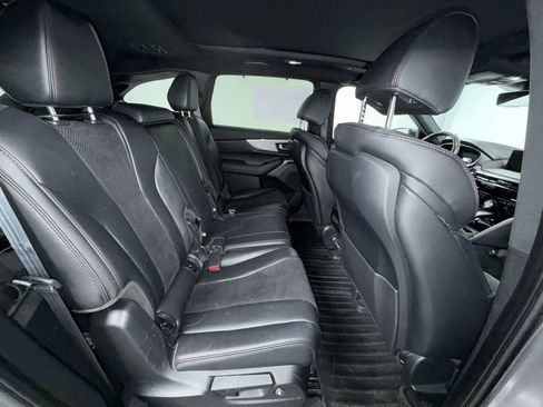 Used 2023 Acura MDX A-Spec image 17