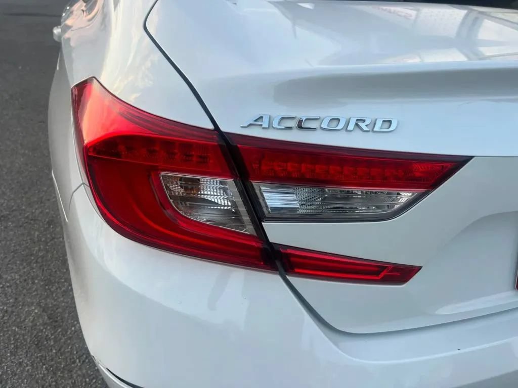 Used 2021 Honda Accord LX image 38
