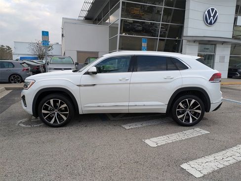 New 2026 Volkswagen Atlas Cross Sport SEL Premium R-Line image 3