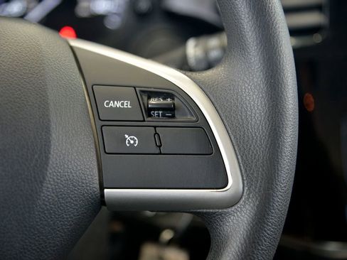 Used 2019 Mitsubishi Outlander ES FWD image 23