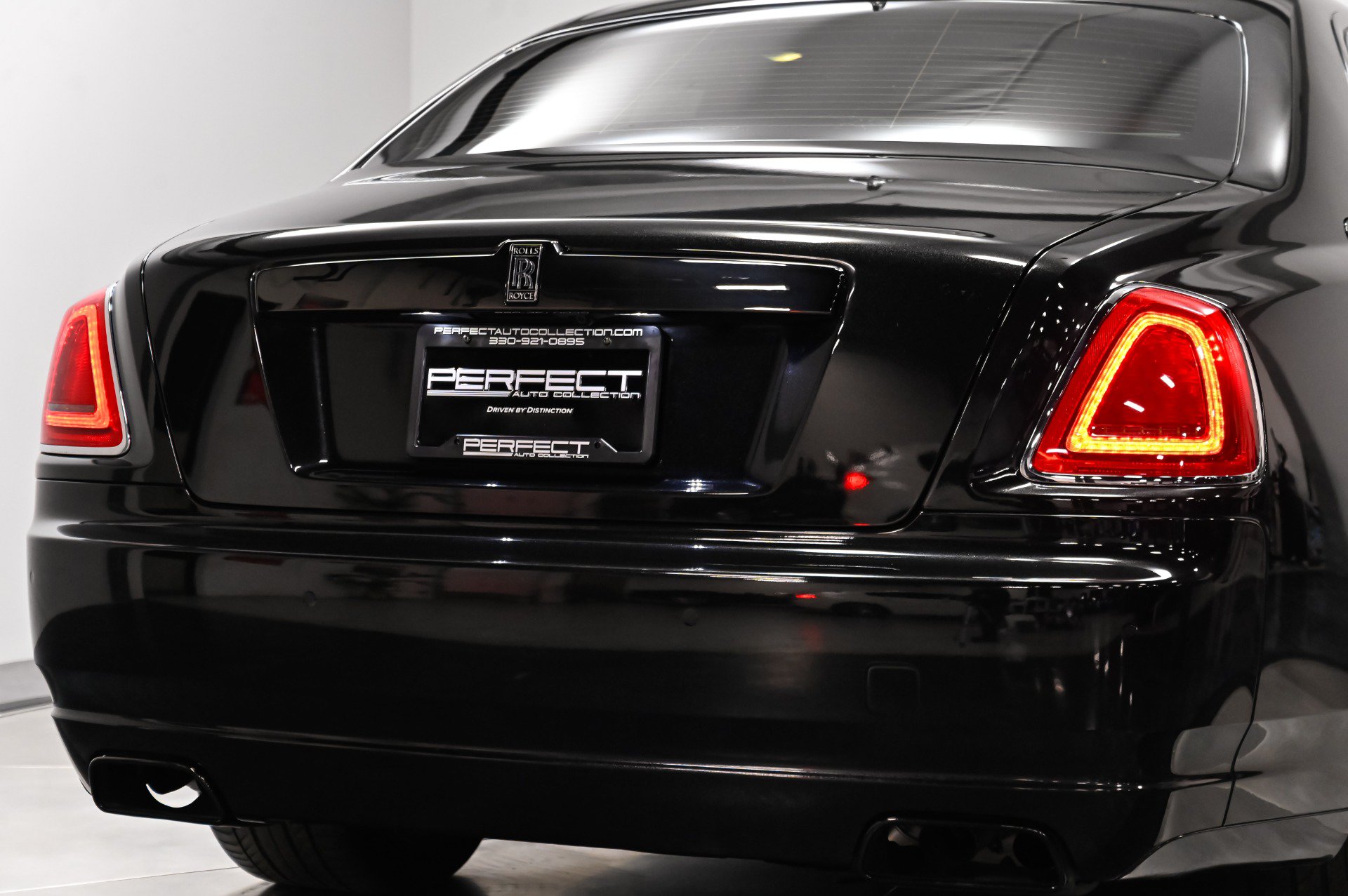 Used 2017 Rolls-Royce Ghost RWD image 63