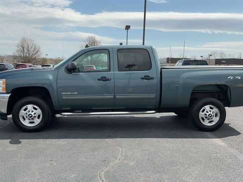Used 2014 Chevrolet Silverado 2500 LT w/ Snow Plow Prep Package image 11