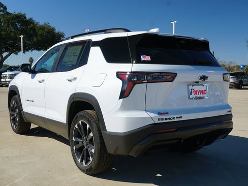 New 2026 Chevrolet Equinox RS w/ Convenience Package III image 11