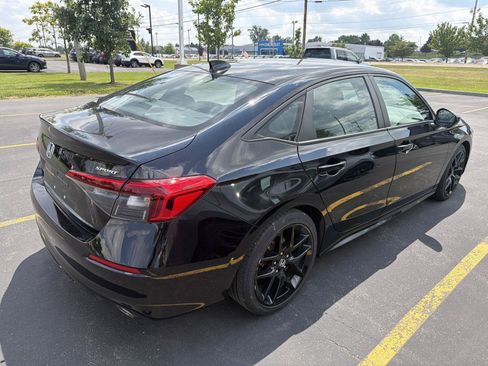 Used 2023 Honda Civic Sport image 15