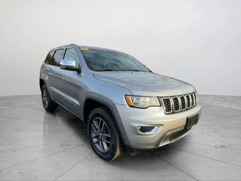 Used 2017 Jeep Grand Cherokee Limited image 2