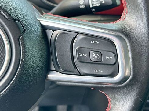 Used 2021 Jeep Wrangler Unlimited Rubicon AWD/4WD image 26