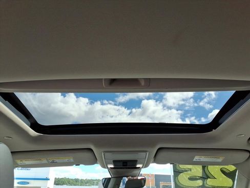 Certified 2025 Honda CR-V EX-L image 17