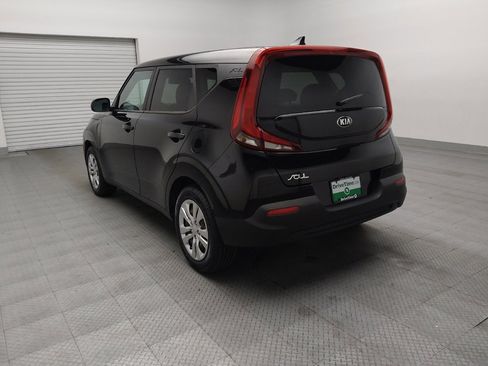 Used 2021 Kia Soul LX FWD image 5