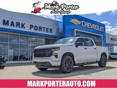 New 2025 Chevrolet Silverado 1500 Custom w/ Turbomax Blackout Package