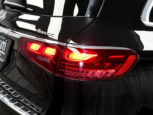 Used 2025 Mercedes-Benz GLS 450 4MATIC image 92