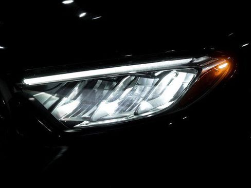 New 2026 Mercedes-Benz GLC 300 4MATIC image 8