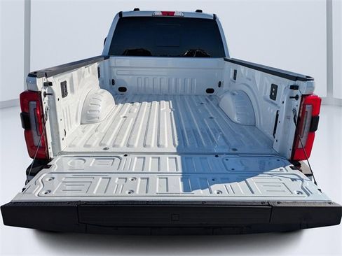 Used 2025 Ford F350 Platinum w/ FX4 Off-Road Package image 12