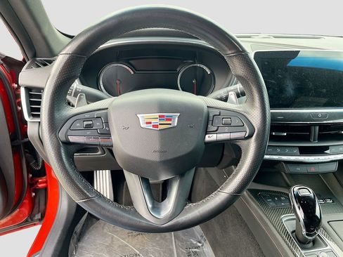Used 2020 Cadillac CT5 V RWD image 11