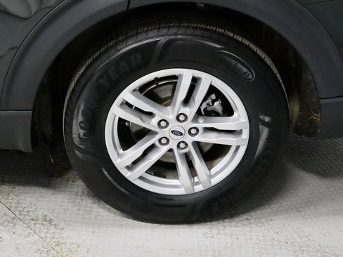 Certified 2022 Ford Explorer XLT image 20