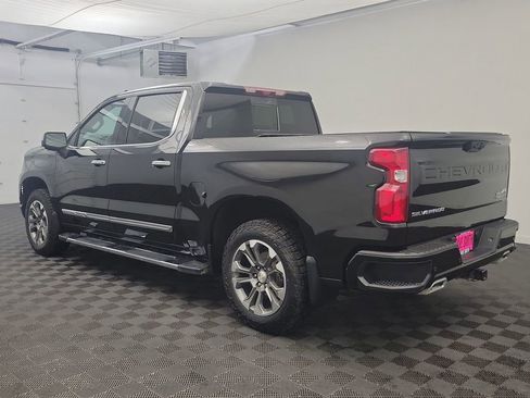 Used 2024 Chevrolet Silverado 1500 High Country w/ Technology Package image 3