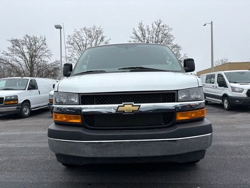 Used 2024 Chevrolet Express 2500 w/ Driver Convenience Package image 16
