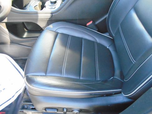 Used 2020 GMC Acadia Denali w/ Technology Package image 52