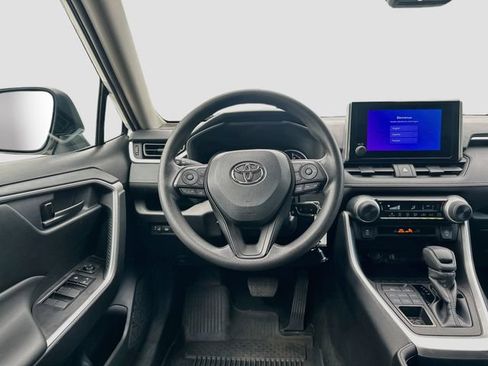 Used 2024 Toyota RAV4 LE AWD/4WD image 20