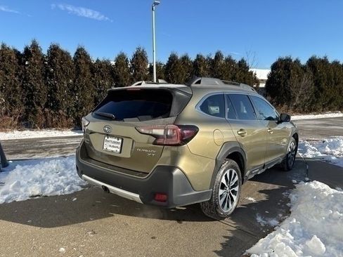 Certified 2023 Subaru Outback Limited XT image 3