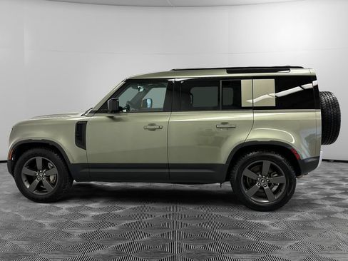 Used 2025 Land Rover Defender 110 S AWD/4WD image 2