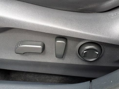 Used 2022 Subaru Outback Limited AWD/4WD image 10