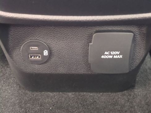 New 2025 Ford Ranger XLT w/ FX4 Off-Road Package image 15