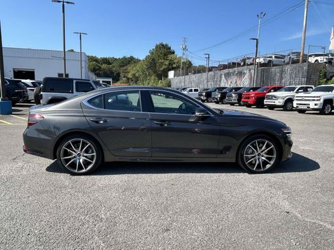 Used 2026 Genesis G70 2.5T AWD/4WD image 8