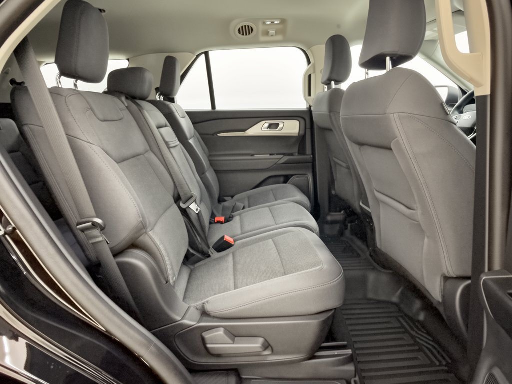 Certified 2025 Ford Explorer Active RWD image 29