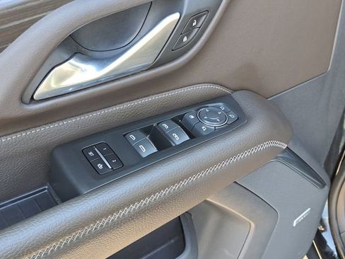 Used 2022 GMC Yukon Denali image 19