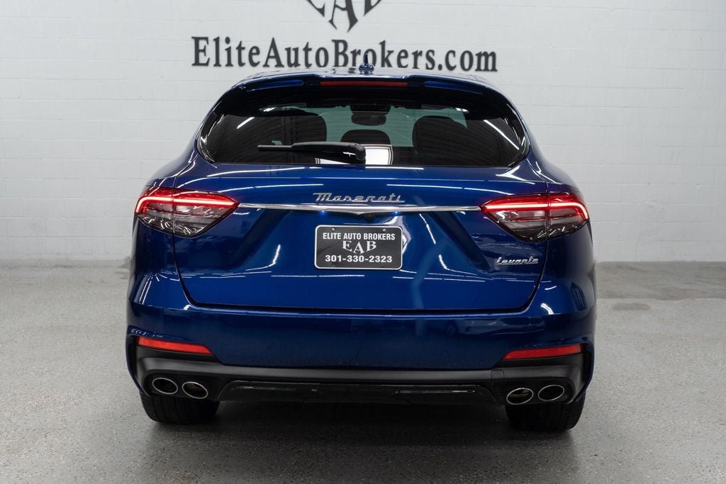 Used 2023 Maserati Levante Modena AWD/4WD image 4