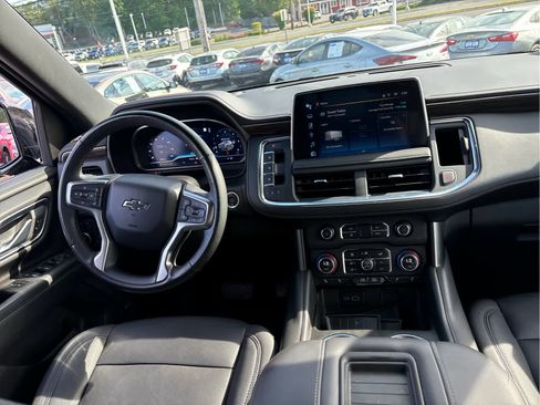 Certified 2023 Chevrolet Tahoe Z71 w/ Luxury Package AWD/4WD image 24