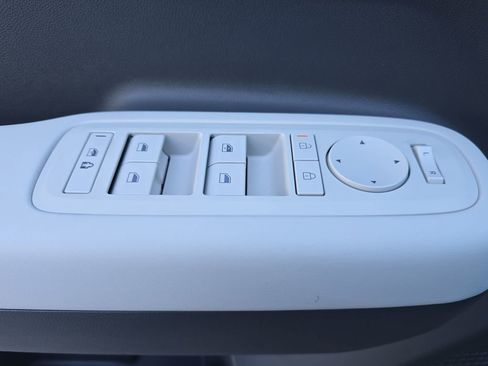 New 2026 Hyundai Santa Fe SE image 28