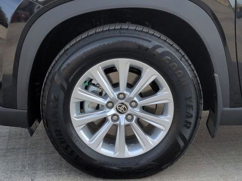 Certified 2026 Toyota Grand Highlander XLE image 11