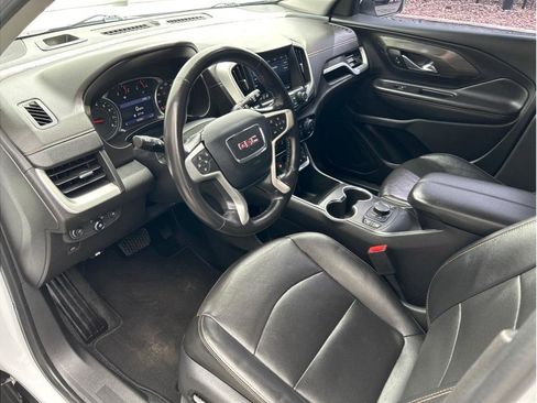 Used 2020 GMC Terrain SLT image 2